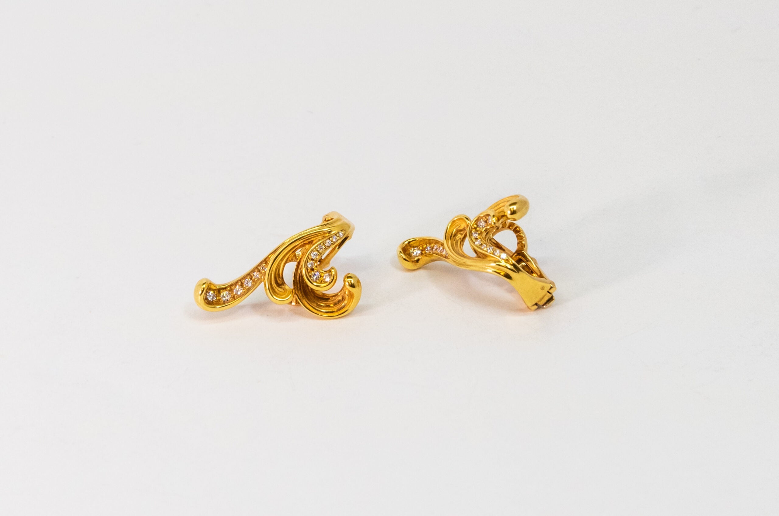 Carrera Y Carrera Origen 18K Yellow Gold and Diamonds Earring