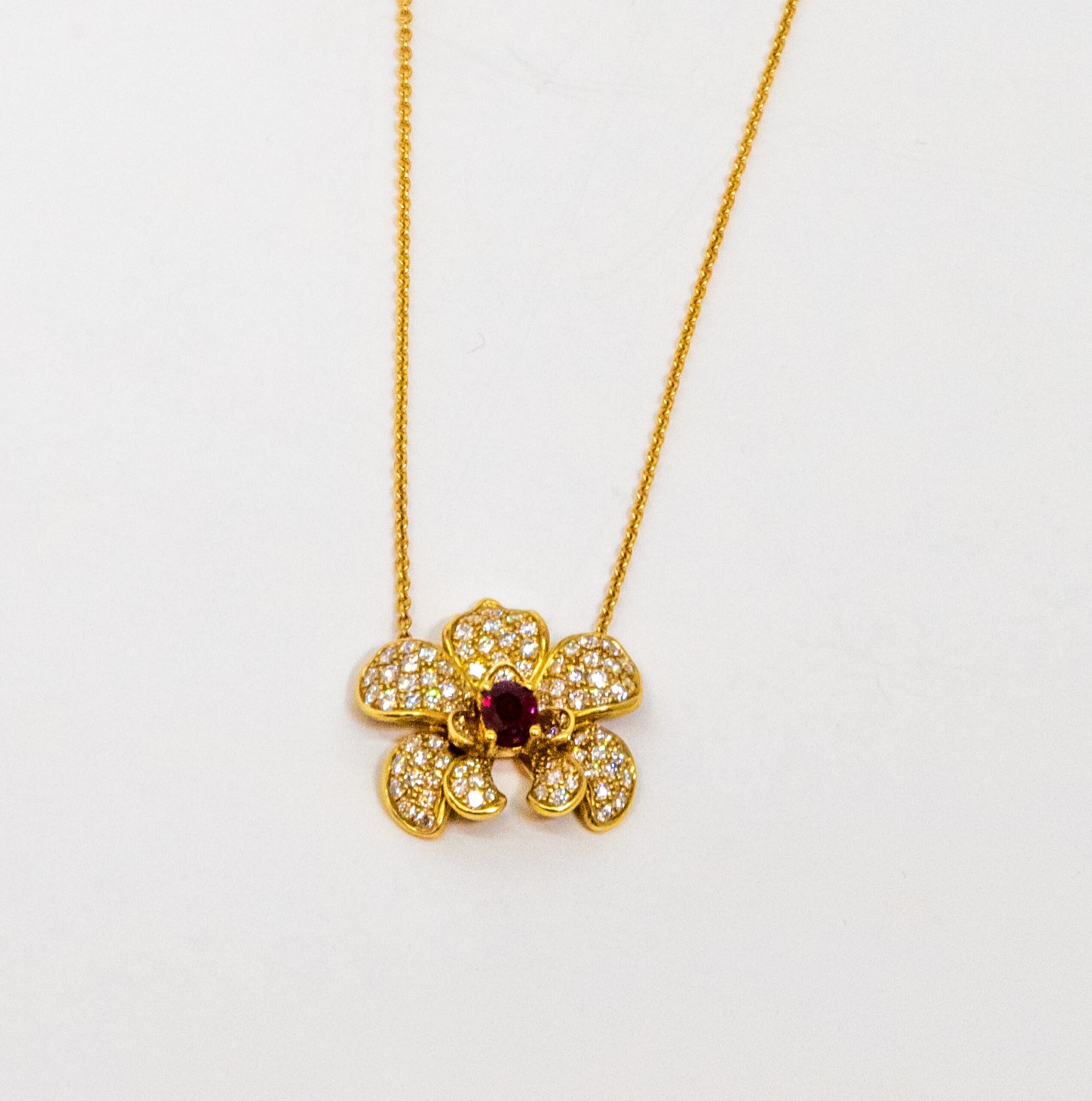 Carrera Y Carrera Orquideas 18K Yellow Gold & Ruby Pendant