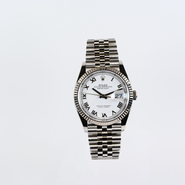 275732ro Pre-Owned Rolex Datejust 36 White Dial 126234