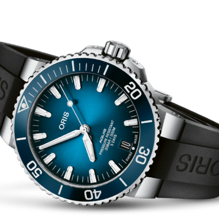Aquis Date Calibre 400 - 01 400 7763 4135-07 4 24 74EB