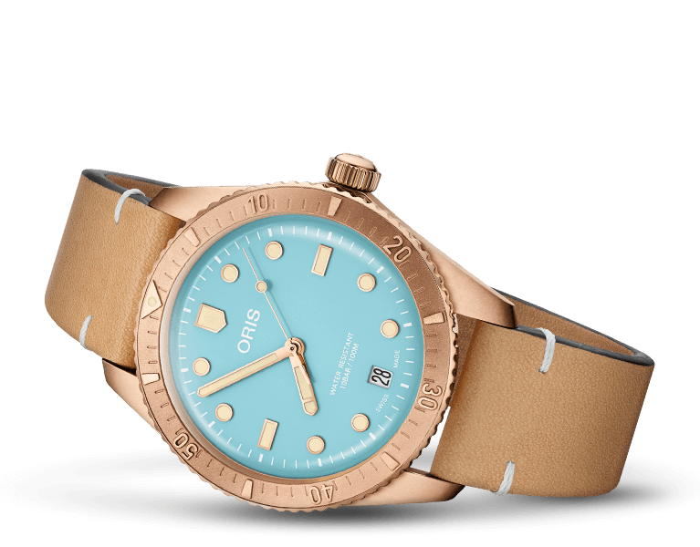 Divers Sixty-Five 01 733 7771 3155-07 5 19 04BR